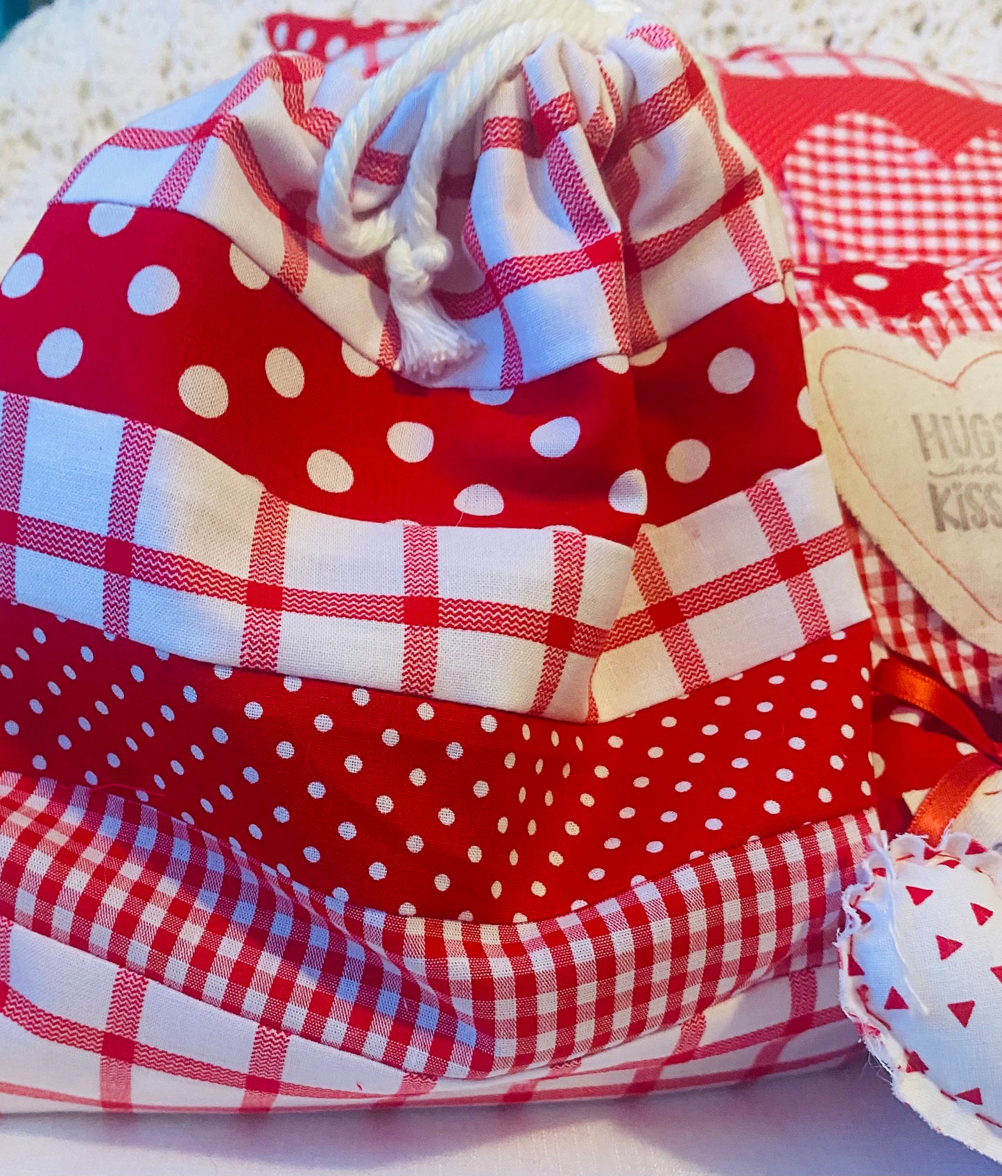 Quilted Valentine Gift Drawstring Bags with 3 quilted stuffed hearts