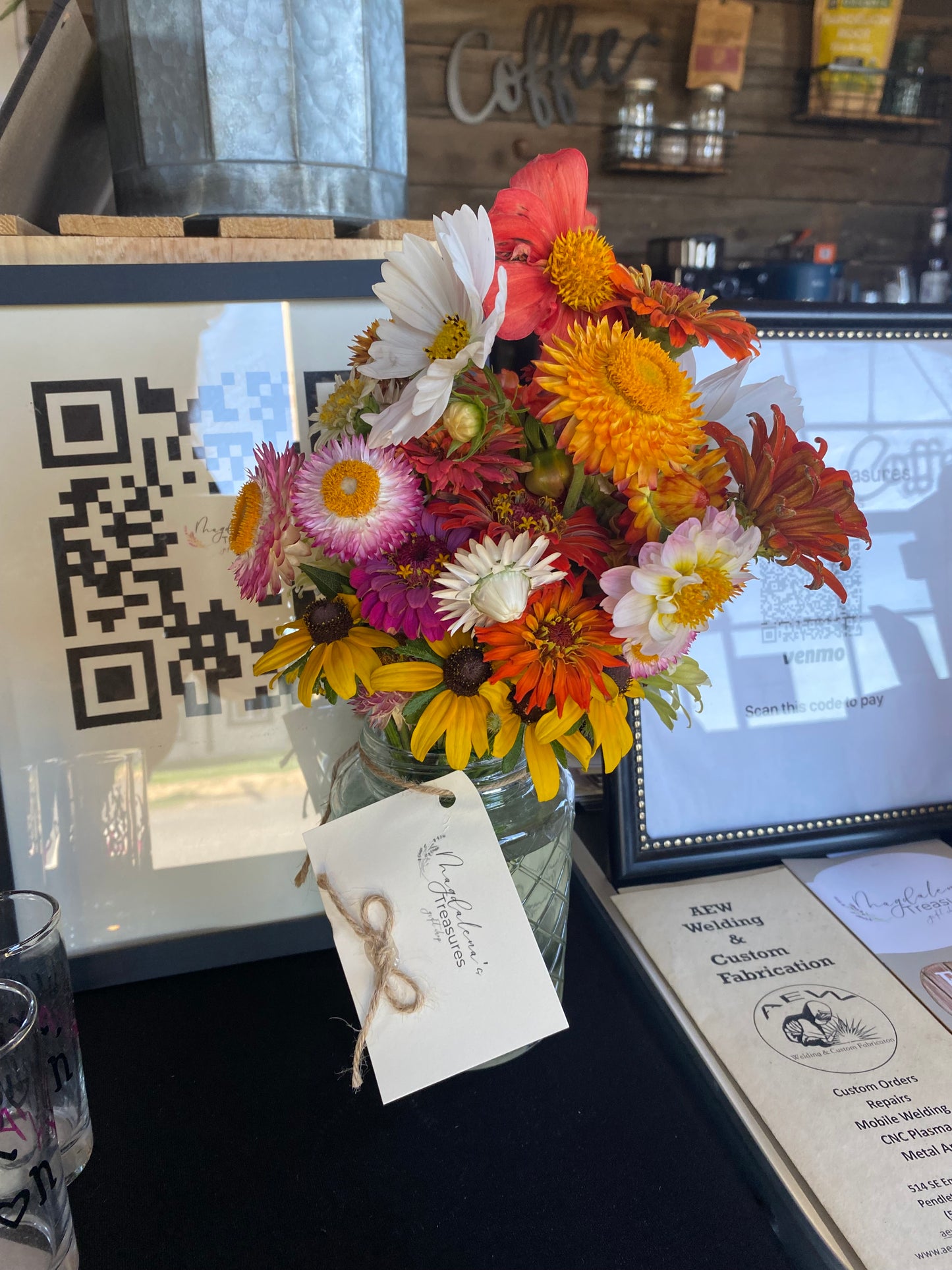 Fresh Cut Seasonal Flower Bouquets $25