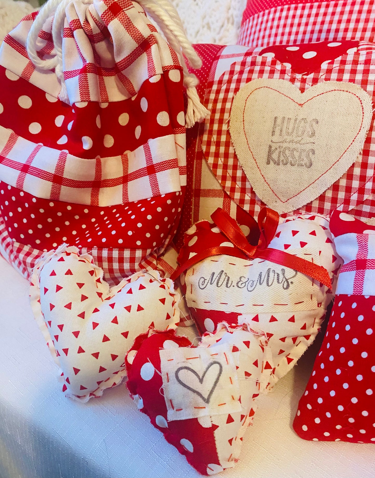 Quilted Valentine Gift Drawstring Bags with 3 quilted stuffed hearts