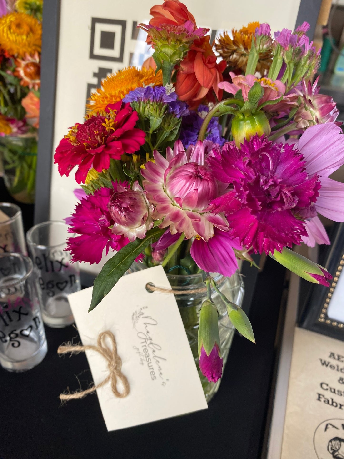 Fresh Cut Seasonal Flower Bouquets $25